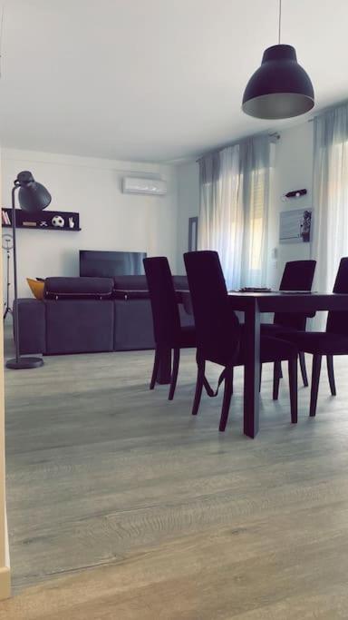 Sun Street Apartment Верона Экстерьер фото