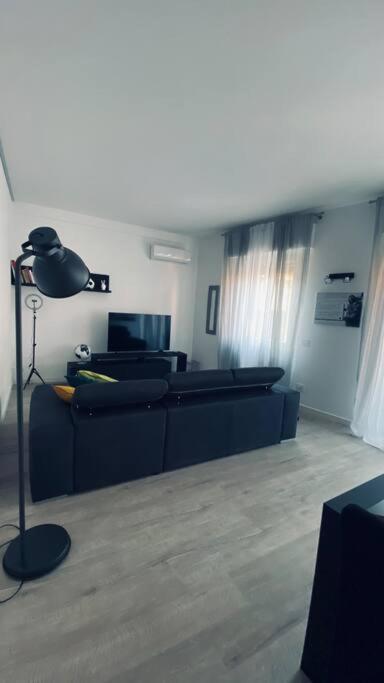Sun Street Apartment Верона Экстерьер фото